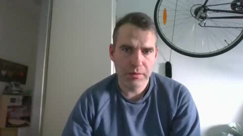 idontknowwhy1 online show from January 13, 2025, 12:02 pm