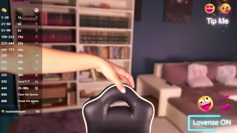 Little Flower online show from September 13, 2025, 3:23 pm