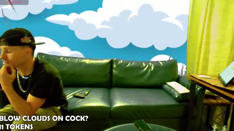 Amiri Roue online show from December 10, 2024, 4:24 am