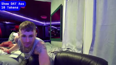 Amiri Roue online show from December 17, 2024, 5:18 am