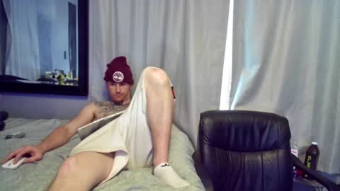 Amiri Roue online show from January 30, 2025, 3:51 pm