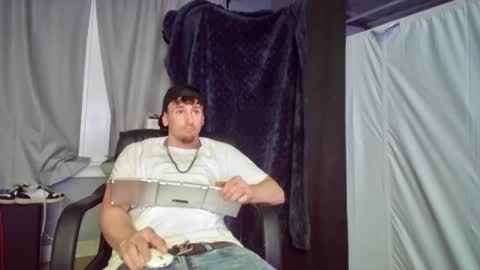 Amiri Roue online show from February 12, 2025, 8:16 am