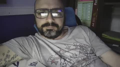 igorargen4 online show from October 2, 2025, 1:01 am