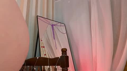 Emmy  help me reach 100 thumbs up online show from March 11, 2026, 6:58 pm