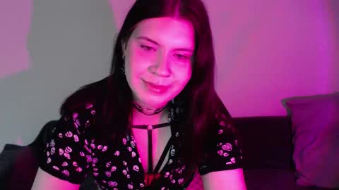 Vella online show from September 14, 2025, 12:43 am