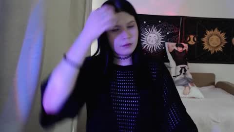 Vella online show from March 18, 2026, 9:23 am