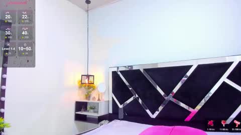 Isabella online show from November 26, 2025, 1:01 pm