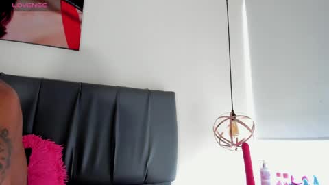Snapshot of iisabella_noa chatting on June 5, 2026, 12:44 pm Isabella online show from June 5, 2026, 12:44 pm