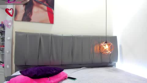 Snapshot of iisabella_noa chatting on June 23, 2026, 2:15 pm Isabella online show from June 23, 2026, 2:15 pm