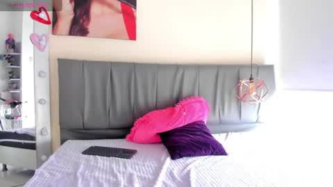 Snapshot of iisabella_noa chatting on July 1, 2026, 2:40 pm Isabella online show from July 1, 2026, 2:40 pm