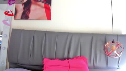 Snapshot of iisabella_noa chatting on July 16, 2026, 1:17 pm Isabella online show from July 16, 2026, 1:17 pm
