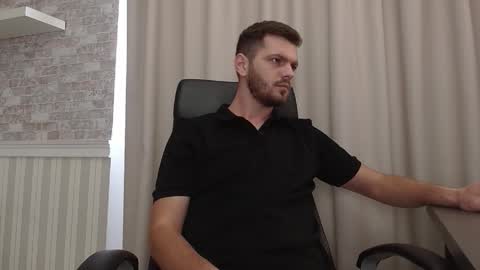 IkerGale online show from October 21, 2025, 9:43 am