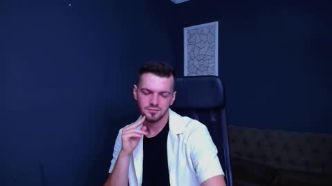 IkerGale online show from October 25, 2025, 10:23 am