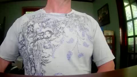 Snapshot of il_undercover chatting on May 23, 2026, 11:14 am il_undercover online show from May 23, 2026, 11:14 am