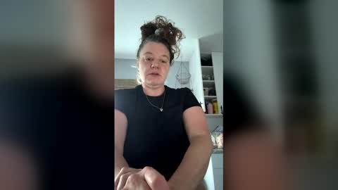 ilanamumma online show from May 29, 2026, 11:41 am