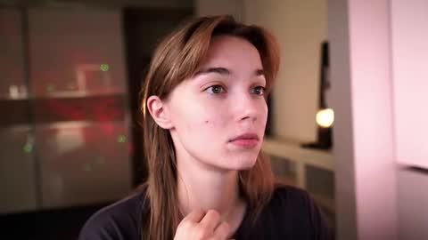 ileanacampbel online show from October 10, 2025, 4:33 am