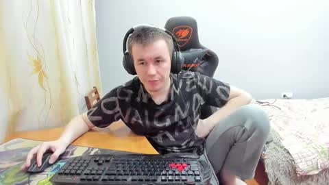 Snapshot of iliaskrislove chatting on November 4, 2025, 6:40 pm iliaskris online show from November 4, 2025, 6:40 pm