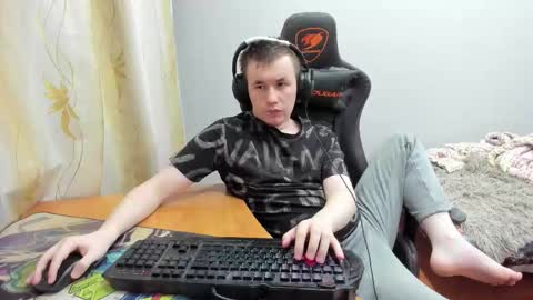 iliaskris online show from November 7, 2025, 1:16 am