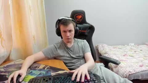 iliaskris online show from November 28, 2025, 9:56 am