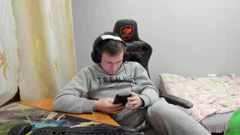 iliaskris online show from December 2, 2025, 6:03 pm