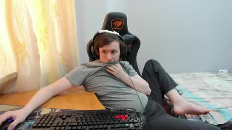 iliaskris online show from March 23, 2026, 12:53 pm