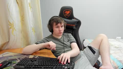 iliaskris online show from March 26, 2026, 8:25 pm