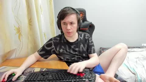 iliaskris online show from April 7, 2026, 4:29 pm