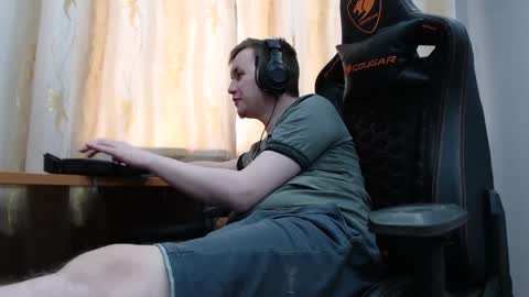 lord online show from November 13, 2025, 9:08 am