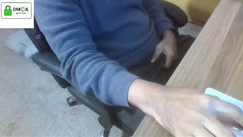 ilikecookies83 online show from November 12, 2025, 3:18 am