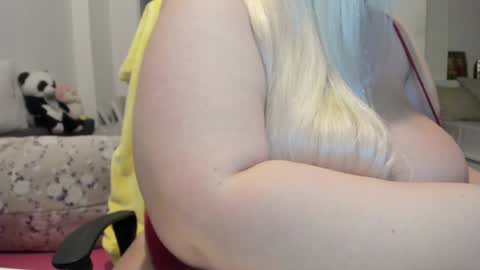 Bamby online show from January 30, 2025, 6:10 pm