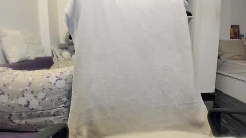 Bamby online show from November 28, 2025, 5:48 pm