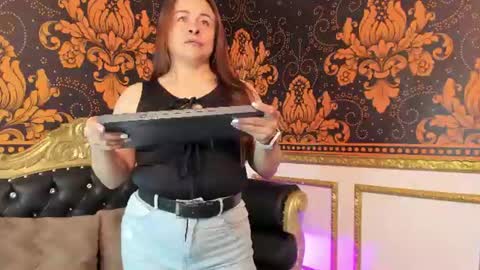 Snapshot of iliy_pervertedx chatting on July 28, 2026, 11:39 am LILY online show from July 28, 2026, 11:39 am