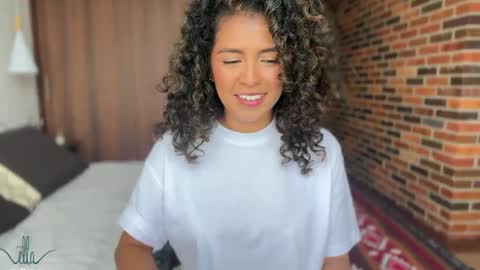 Kloe online show from December 5, 2024, 8:33 pm