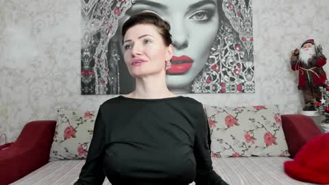 Ingrid or more easier...Miss  GoDDess Mistress online show from December 23, 2024, 9:18 pm