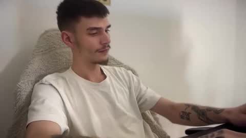 D-Illusion online show from December 1, 2025, 2:55 pm