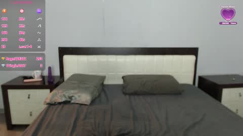 iloniya online show from November 16, 2025, 12:00 pm