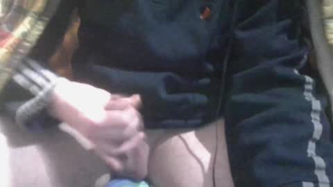 Snapshot of ilovebigass04 chatting on December 12, 2024, 6:10 pm yunstud online show from December 12, 2024, 6:10 pm