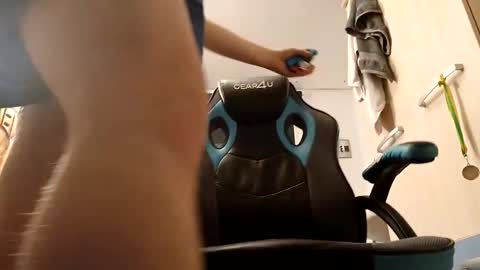 Snapshot of ilovefemalefeet2000 chatting on January 26, 2025, 8:34 pm max online show from January 26, 2025, 8:34 pm