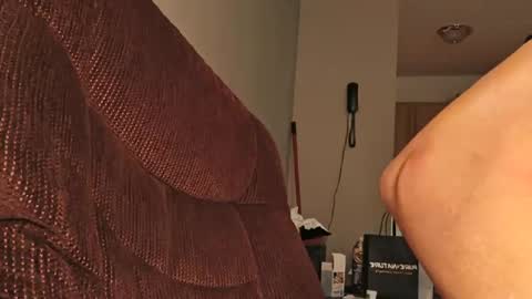 Snapshot of ilovesquirterz1 chatting on December 7, 2024, 6:54 am Ilovesquirterz1 online show from December 7, 2024, 6:54 am