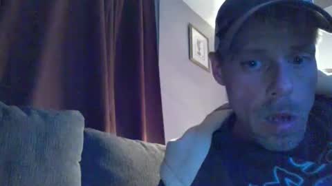 Snapshot of ilovesquirterz1 chatting on February 5, 2025, 9:15 am Ilovesquirterz1 online show from February 5, 2025, 9:15 am