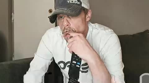 Snapshot of ilovesquirterz1 chatting on March 6, 2025, 7:36 am Ilovesquirterz1 online show from March 6, 2025, 7:36 am