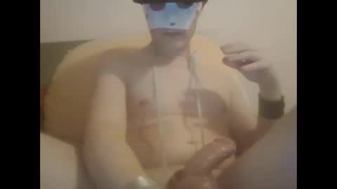 iluvhottenns online show from December 19, 2024, 6:34 pm