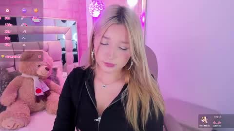 Ange online show from October 6, 2025, 2:03 pm