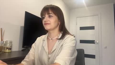 Alisa online show from September 24, 2025, 7:01 am