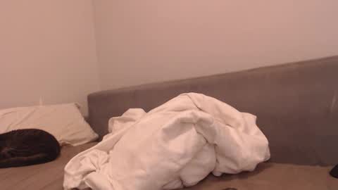 Amariah                          online show from October 19, 2025, 8:31 pm