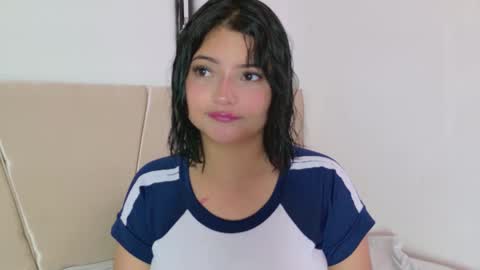 aurora online show from October 7, 2025, 8:39 pm