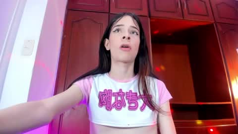 im_brittany_333 online show from May 17, 2026, 3:08 pm