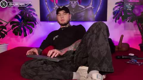 Bryan online show from October 24, 2025, 1:35 am