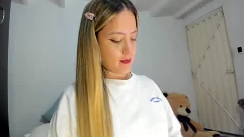 Snapshot of im_caro chatting on July 18, 2026, 4:49 am Caro online show from July 18, 2026, 4:49 am