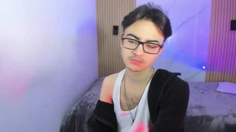 dayros online show from December 18, 2025, 3:56 am